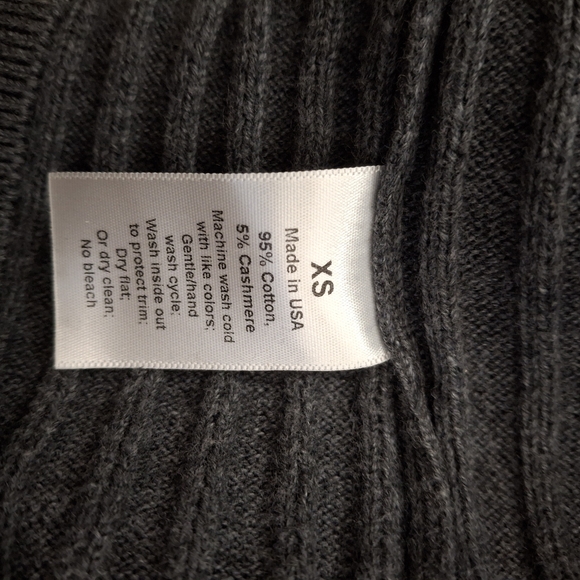 Callidae Gray Ribbed Sweater_2 - Picture 6 of 6